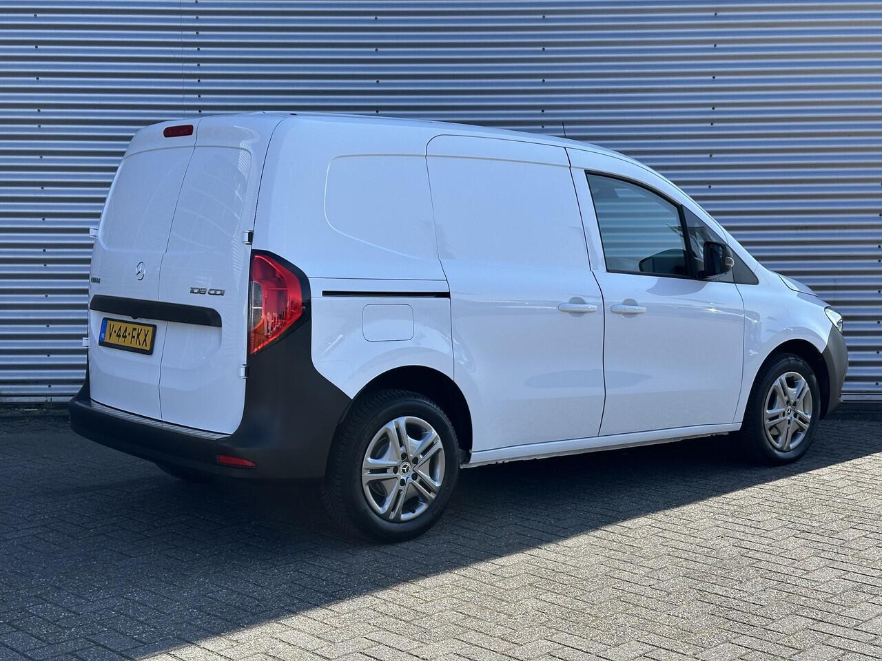 Mercedes-Benz CITAN 108 CDI Airco Bijrijdersbank Navigatie Carplay L1