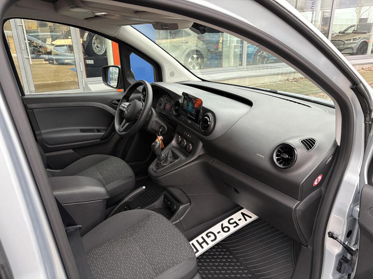 Mercedes-Benz CITAN 110 CDI L2 Pro | Trekhaak | Schuifdeur | Verwarmde buitenspiegels | Zeer Netjes |