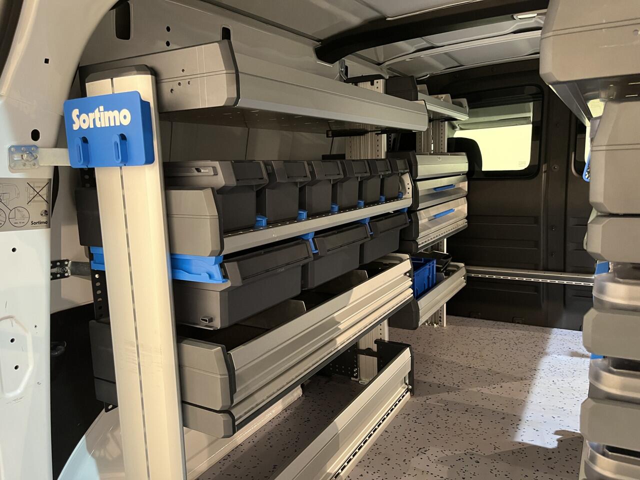 Mercedes-Benz CITAN 112 CDI L2 Pro Automaat Servicebus / Sortimo Inrichting / Euro 6 / Airco / Cruise Control / Camera / CarPlay / Klep / Navigatie / 39.600 KM !!