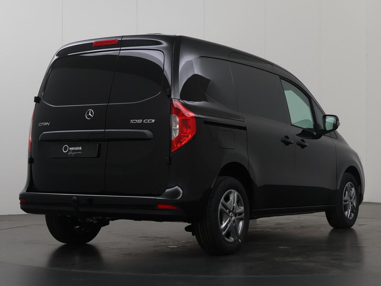 Mercedes-Benz CITAN 108 CDI L1 Pro | Trekhaak | Achteruitrijcamera | Airco | Parkeersensoren | Multifunctioneel stuurwiel | Apple carplay / Android auto