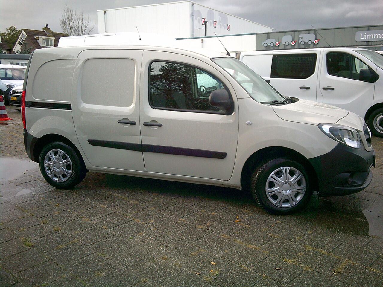 Mercedes-Benz CITAN 112 BlueEFFICIENCY BENZINE UITVOERING!! +AIRCO+NAVIGATIE !!!!