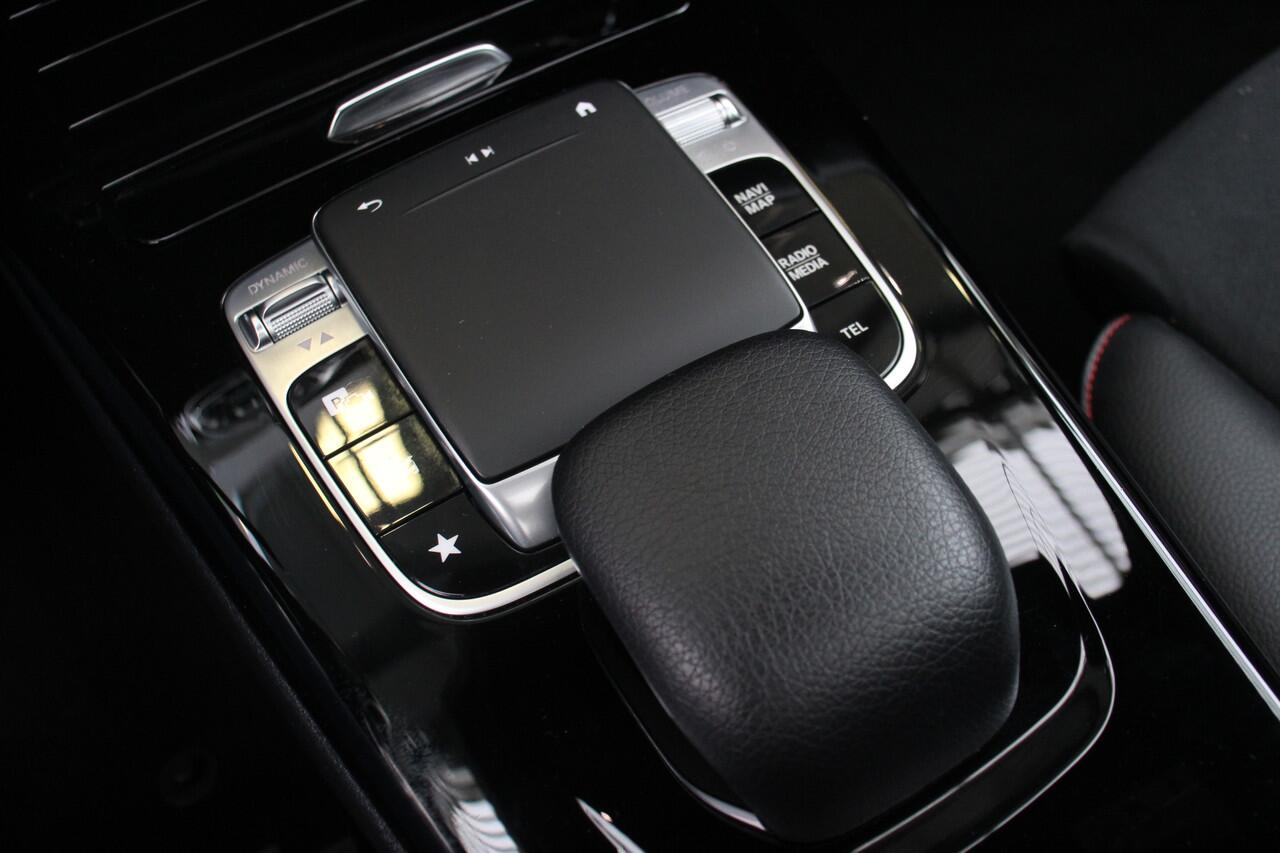 Mercedes-Benz CLA-KLASSE Shooting Brake 250 4MATIC Premium Plus Navi/Camera/Keyless/Memory/Sfeerverlichting/Panoramadak/H-leder/18Inch