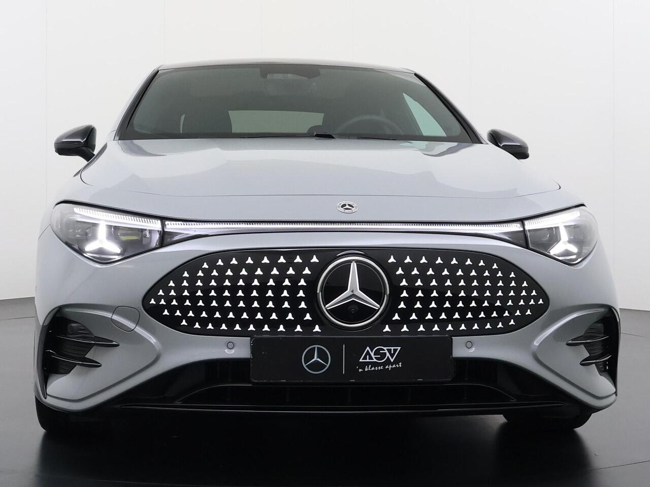 Mercedes-Benz CLA-KLASSE 250+ Launch Edition 85 kWh Accu | Trekhaak Wegklapbaar | Memorystoelen | Warmtepomp | Multibeam Led | Stoelverwarming Voorin | Distronic Cruise Control | Achteruitrijcamera | Nightpakket | Dodehoekassistent
