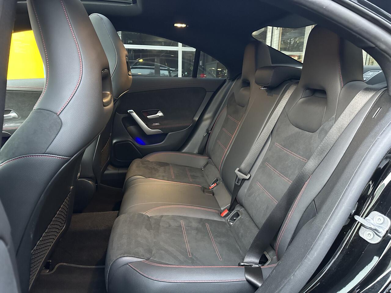 Mercedes-Benz CLA-KLASSE 250 e AMG NIGHT / INCL-BTW / PANO / SFEER