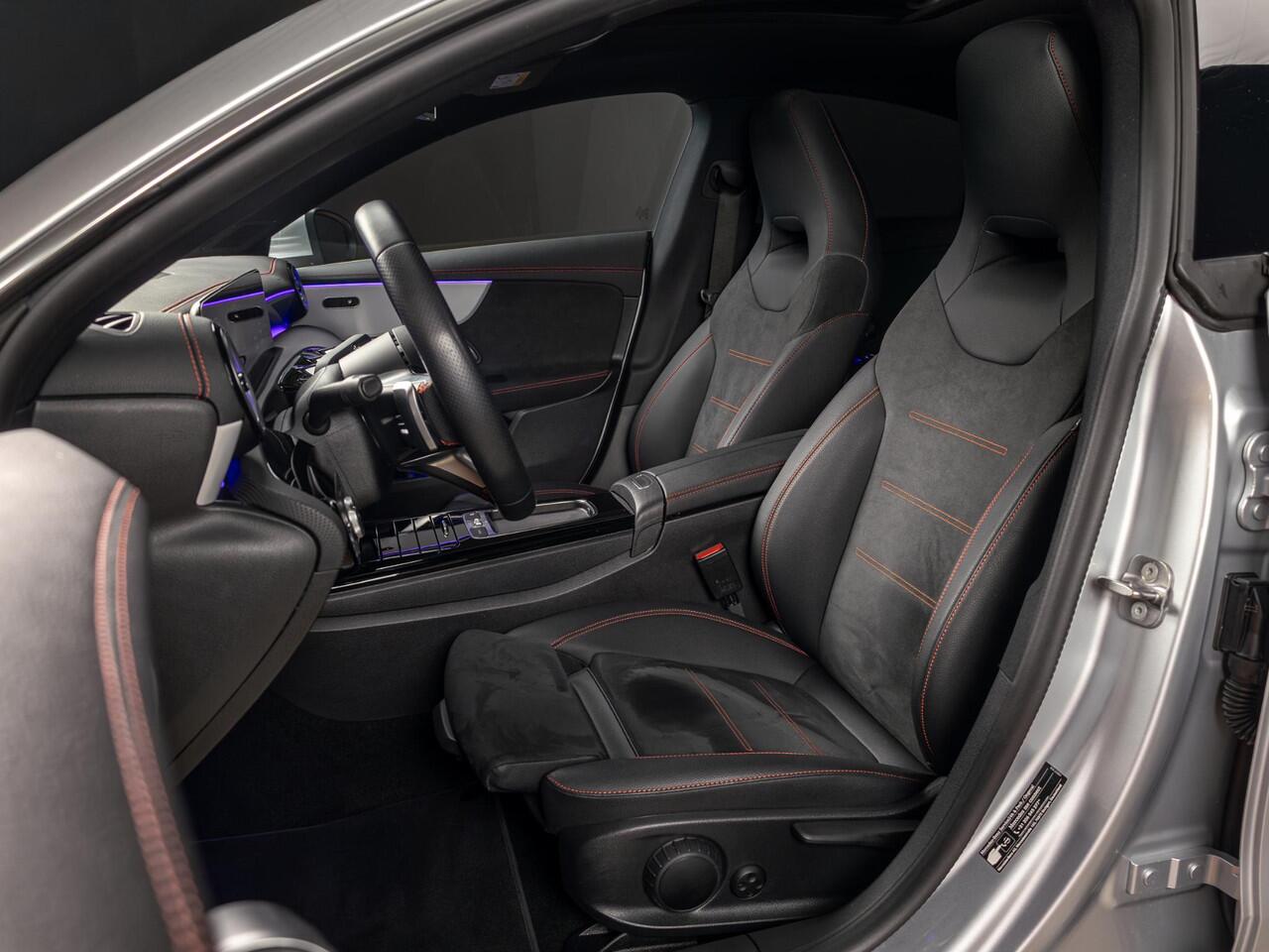 Mercedes-Benz CLA-KLASSE Coupé 180 Star Edition AMG Line Panorama dak