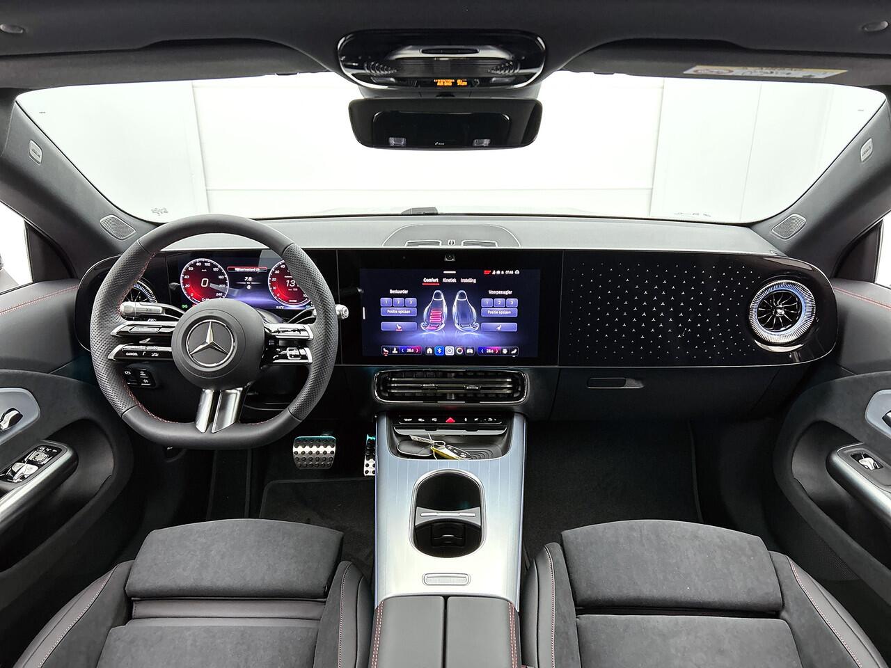 Mercedes-Benz CLA-KLASSE 250+ Launch Edition 85 kWh | Trekhaak | Warmtepomp | Multibeam LED | Panoramadak | Nightpakket | Smartphone integratie | Memorypakket | Adaptieve Cruisecontrol | Sierdelen aluminium | Antidiefstal pakket URBAN GUARD |
