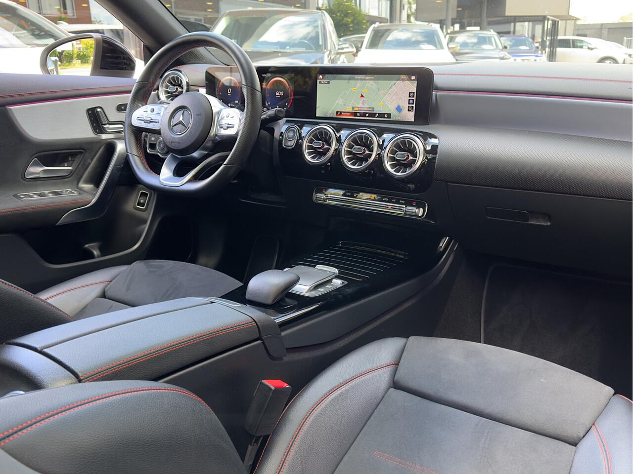 Mercedes-Benz CLA-KLASSE Shooting Brake 200 ACTIE! BETAAL NU 50% 14950 DE REST IN 2JR RENTEVRIJ FINANCIEREN