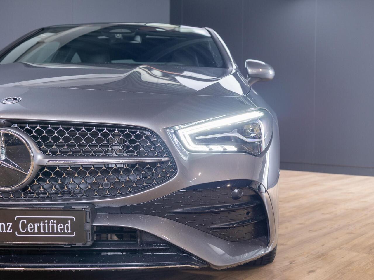 Mercedes-Benz CLA-KLASSE Coupé 180 Star Edition LIMITED Panorama dak