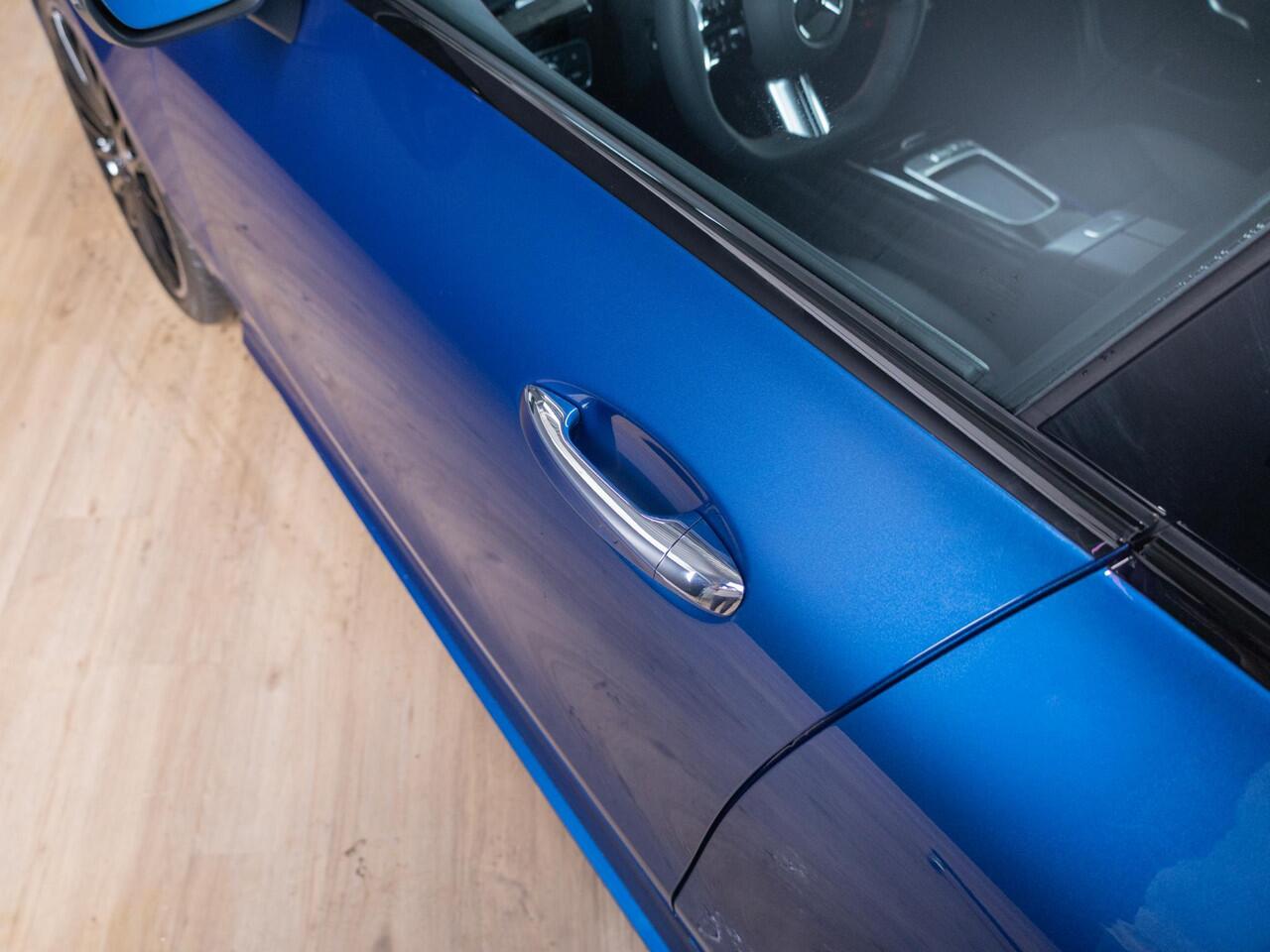 Mercedes-Benz CLA-KLASSE Shooting Brake 180 Star Edition AMG LIMITED Panorama dak