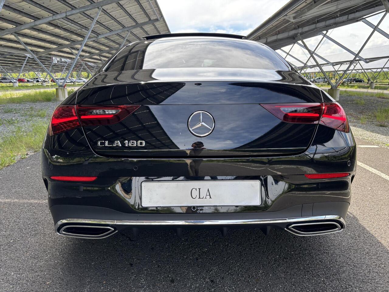 Mercedes-Benz CLA-KLASSE 180 Business Solution AMG | Panoramadak | Burmester | Rijassistentiepakket | Trekhaak | 360 camera | Sfeerverlichting | Stoel/stuurverwarming |