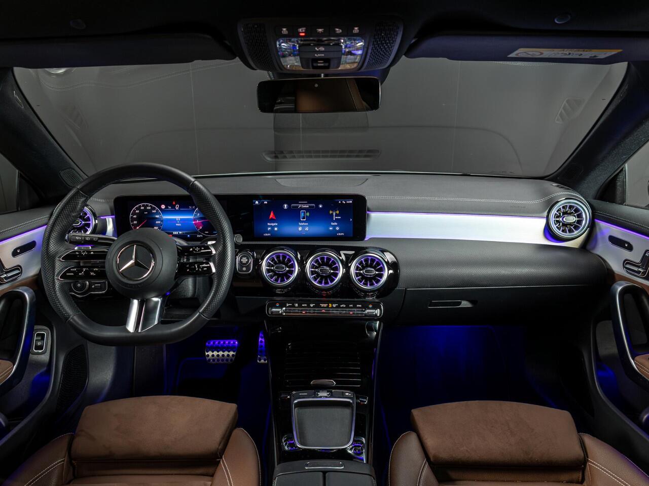 Mercedes-Benz CLA-KLASSE Shooting Brake 200 AMG Line