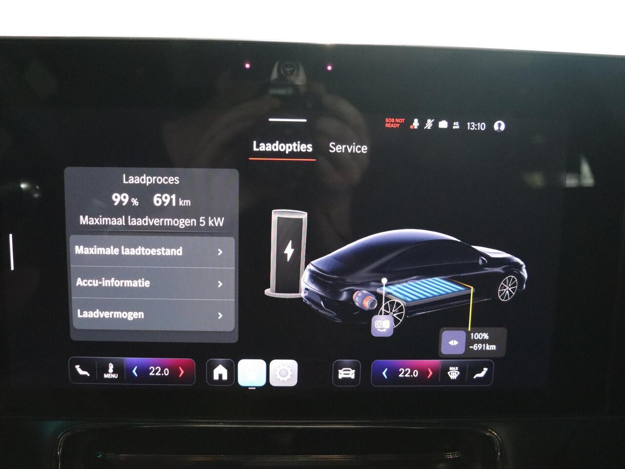 Mercedes-Benz CLA-KLASSE 250+ Launch Edition 85 kWh | Night | Panoramadak | Stoelverwarming | DISTRONIC | Achteruitrijcamera | Trekhaak |