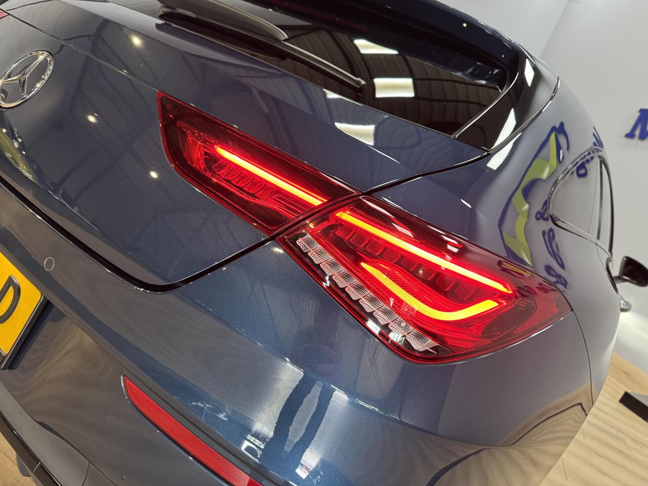 Mercedes-Benz CLA-KLASSE Shooting Brake 180 Business Solution AMG AMG Line | Panorama | Camera | Sfeer | LED | Virtual | Memory | Cruise Controle | Isofix | NAP