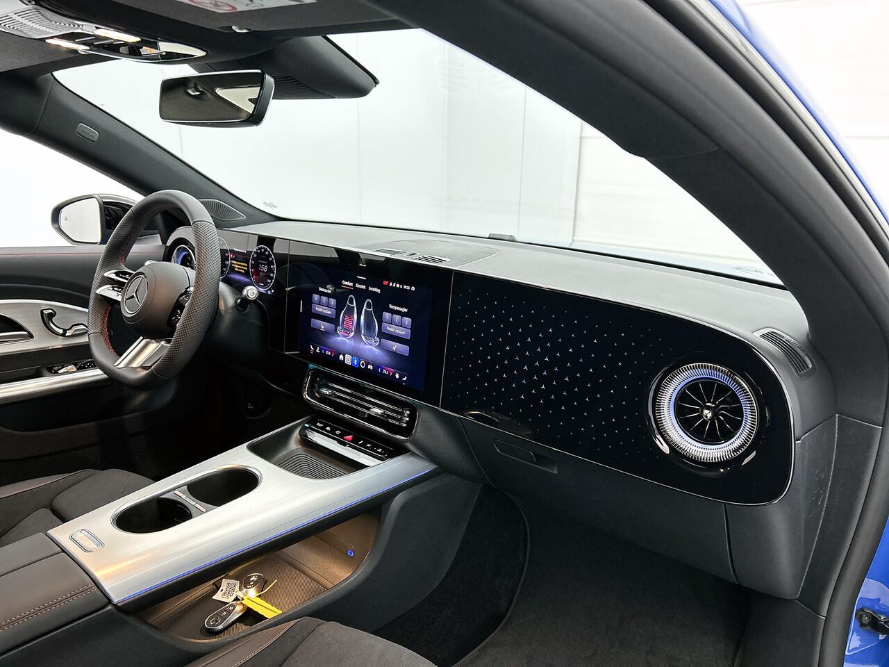 Mercedes-Benz CLA-KLASSE 250+ Launch Edition 85 kWh | Adaptieve Cruisecontrol | Multibeam LED | Panoramadak | Antidiefstal pakket URBAN GUARD | Warmtepomp | Nightpakket | Memorypakket | Sierdelen aluminium |