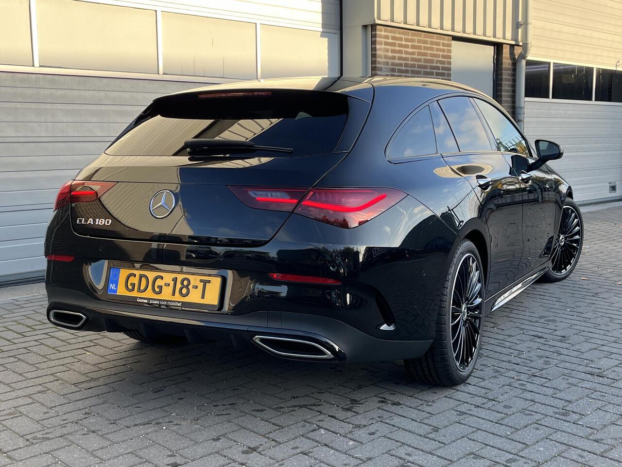 Mercedes-Benz CLA-KLASSE Shooting Brake 180 Star Edition AMG | Night Pakket | Panoramadak | MULTIBEAM LED Koplampen | Dodehoekassistent | Apple CarPlay | Android Auto | Stoelverwarming | Sfeerverlichting | Elektrische Achterklep | Achteruitrijcamera
