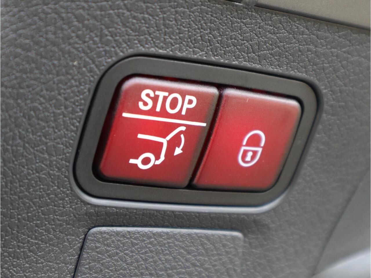 Mercedes-Benz CLA-KLASSE Shooting Brake 250 e Star Edition