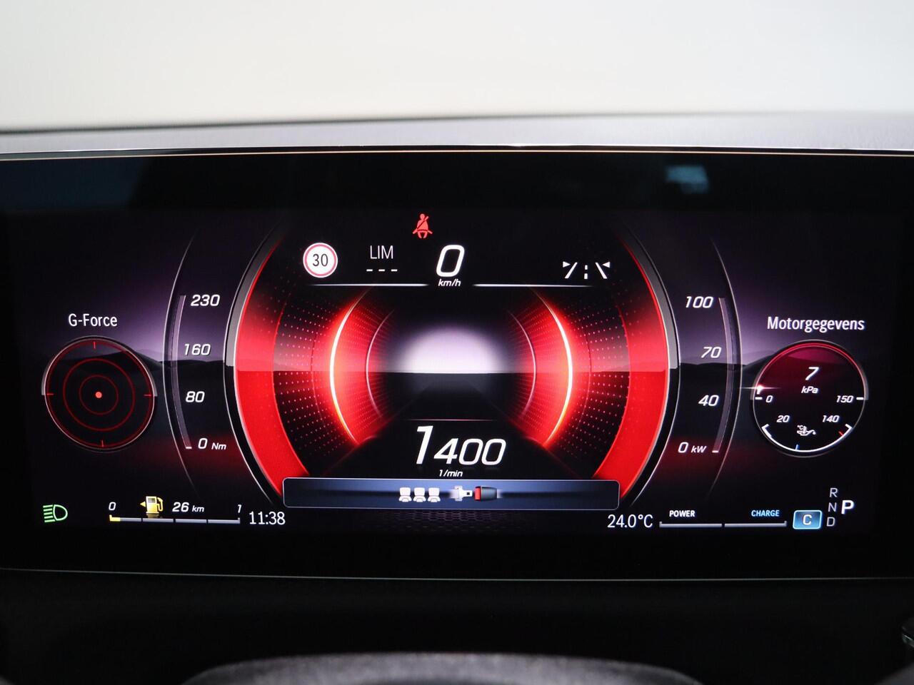 Mercedes-Benz CLA-KLASSE 180 Star Edition AMG Line | Panoramaschuifdak | DISTRONIC | Nightpakket | Achteruitrijcamera |