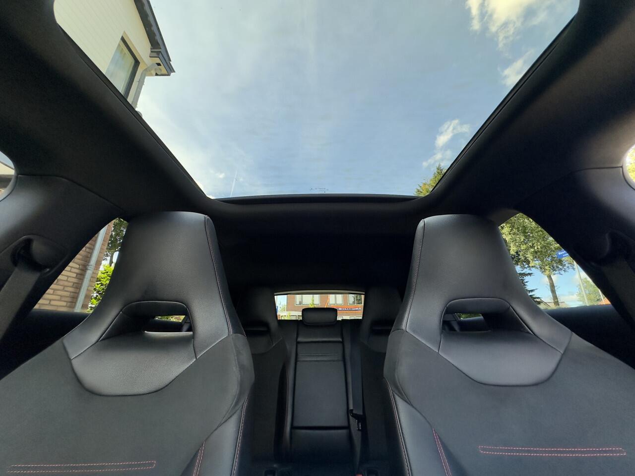 Mercedes-Benz CLA-KLASSE Shooting Brake 200 ACTIE! BETAAL NU 50% 14950 DE REST IN 2JR RENTEVRIJ FINANCIEREN