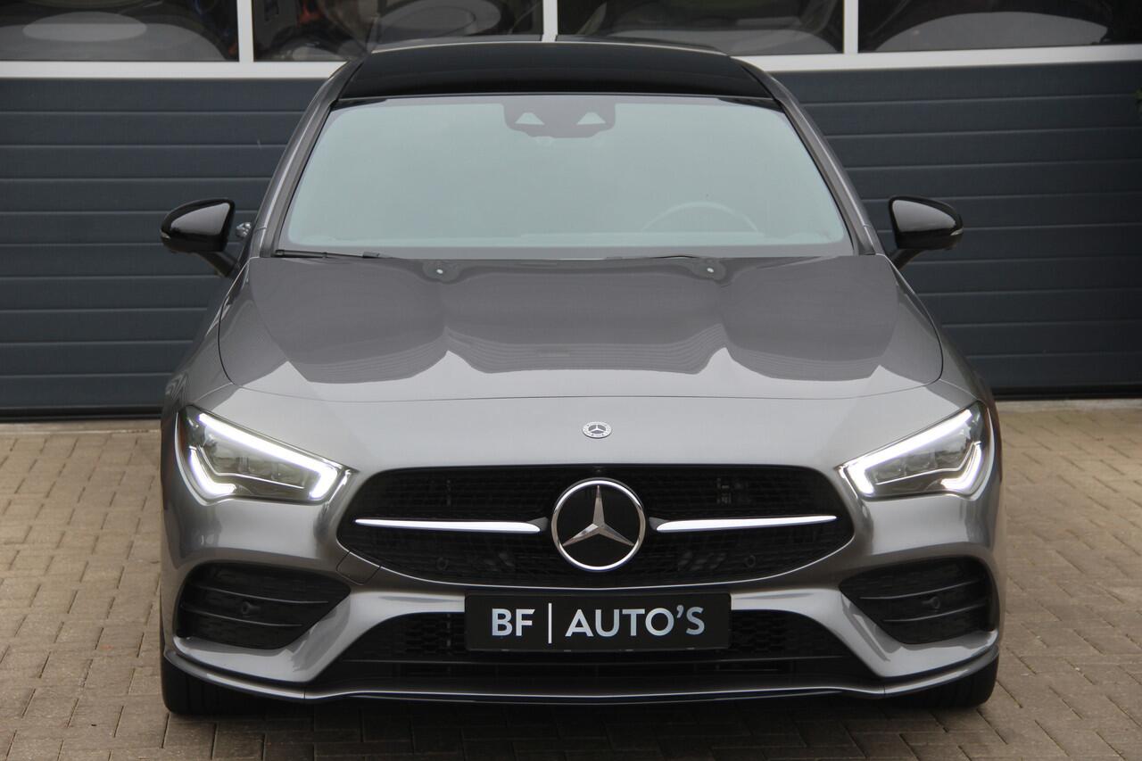 Mercedes-Benz CLA-KLASSE Shooting Brake 250e AMG Line Edition | Panoramadak | Distronic+ | Memory | Widescreen | 360 Camera | CarPlay | Keyless Go | Sfeerverlichting | Matrix LED | Stoelverw | Navi | Spooassistent | .....