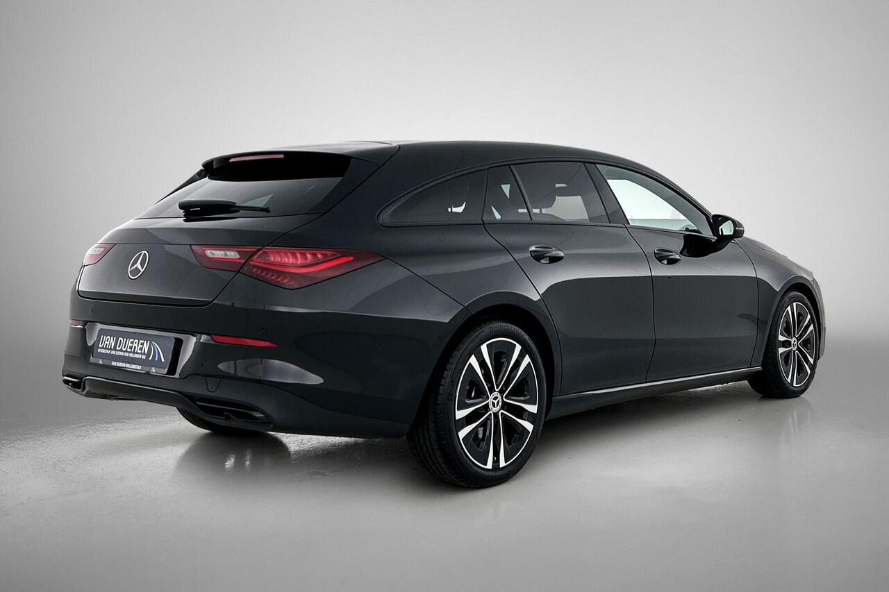 Mercedes-Benz CLA-KLASSE Shooting Brake 180 Business Solution 18", stuur- en stoelverw.