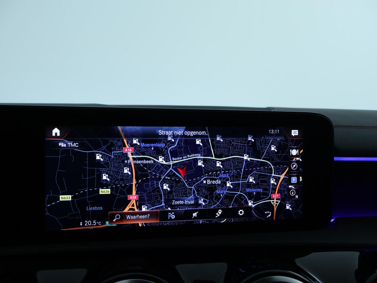 Mercedes-Benz CLA-KLASSE 250 e AMG Plug-In Hybride | AMG Line | Night Pakket | Panorama Schuif-Kanteldak | Sfeerverlichting | Inclusief 24 maanden MB Certified garantie voor Europa.