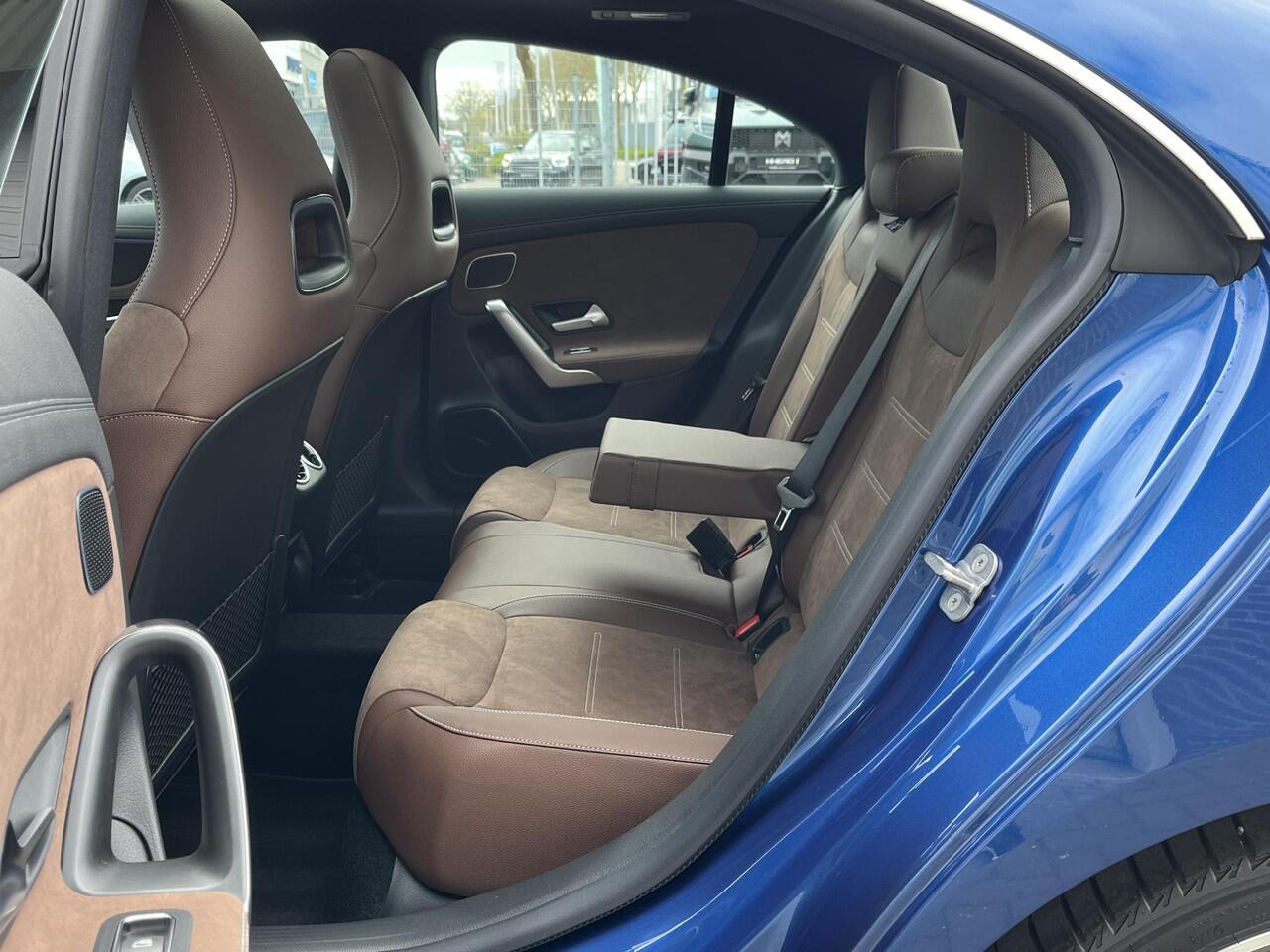 Mercedes-Benz CLA-KLASSE 250 e AMG | Premium Plus