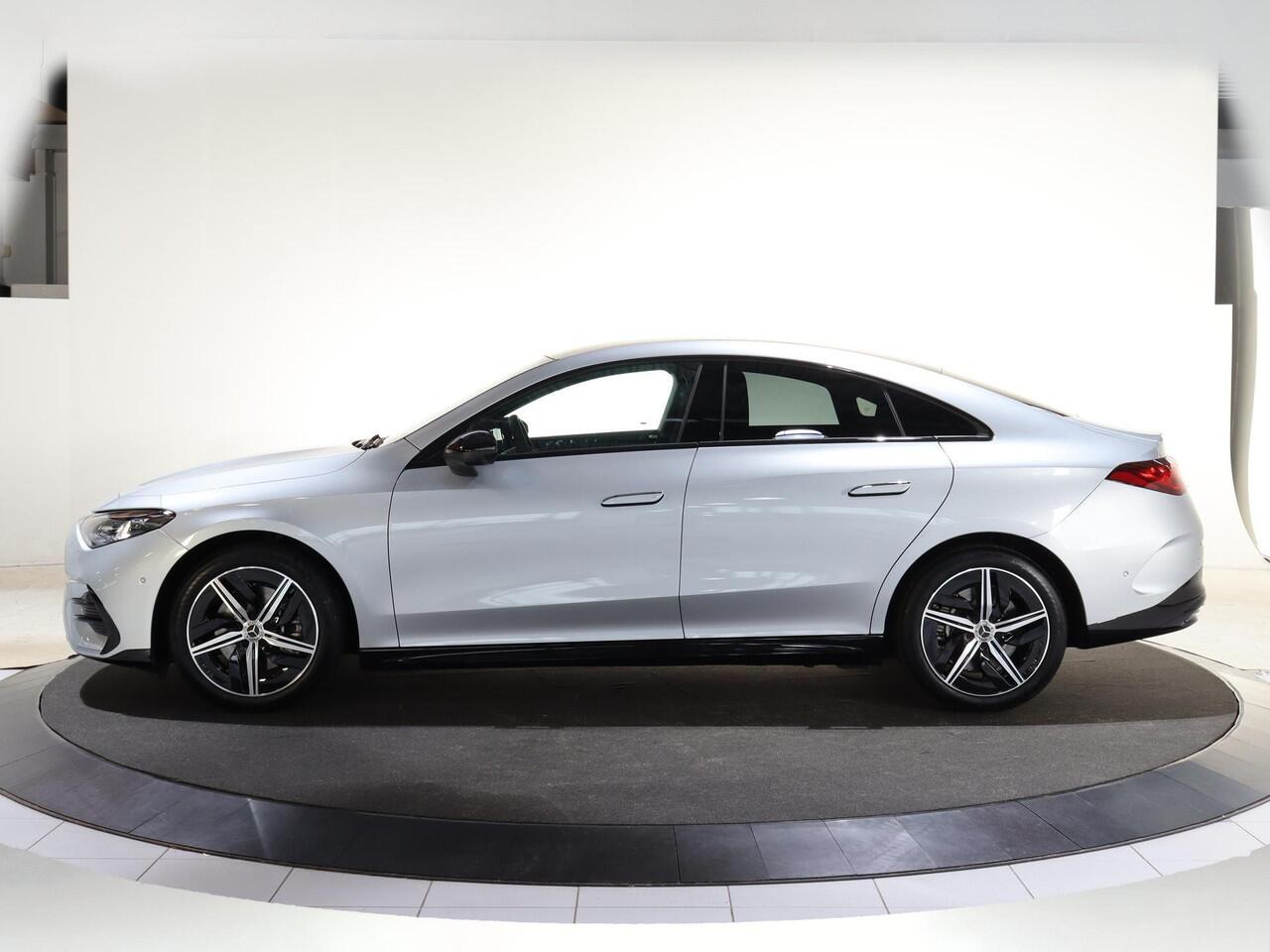 Mercedes-Benz CLA-KLASSE 250+ Launch Edition 85 kWh | Night | Panoramadak | Stoelverwarming | DISTRONIC | Achteruitrijcamera | Dodehoekassistent | Trekhaak |