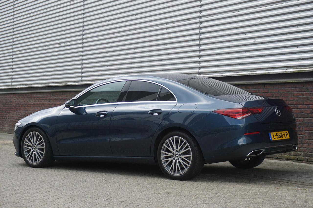 Mercedes-Benz CLA-KLASSE 250 225PK/Led-Matrix/18Inch./Sportstoelen Leer/ Dealeronderhouden