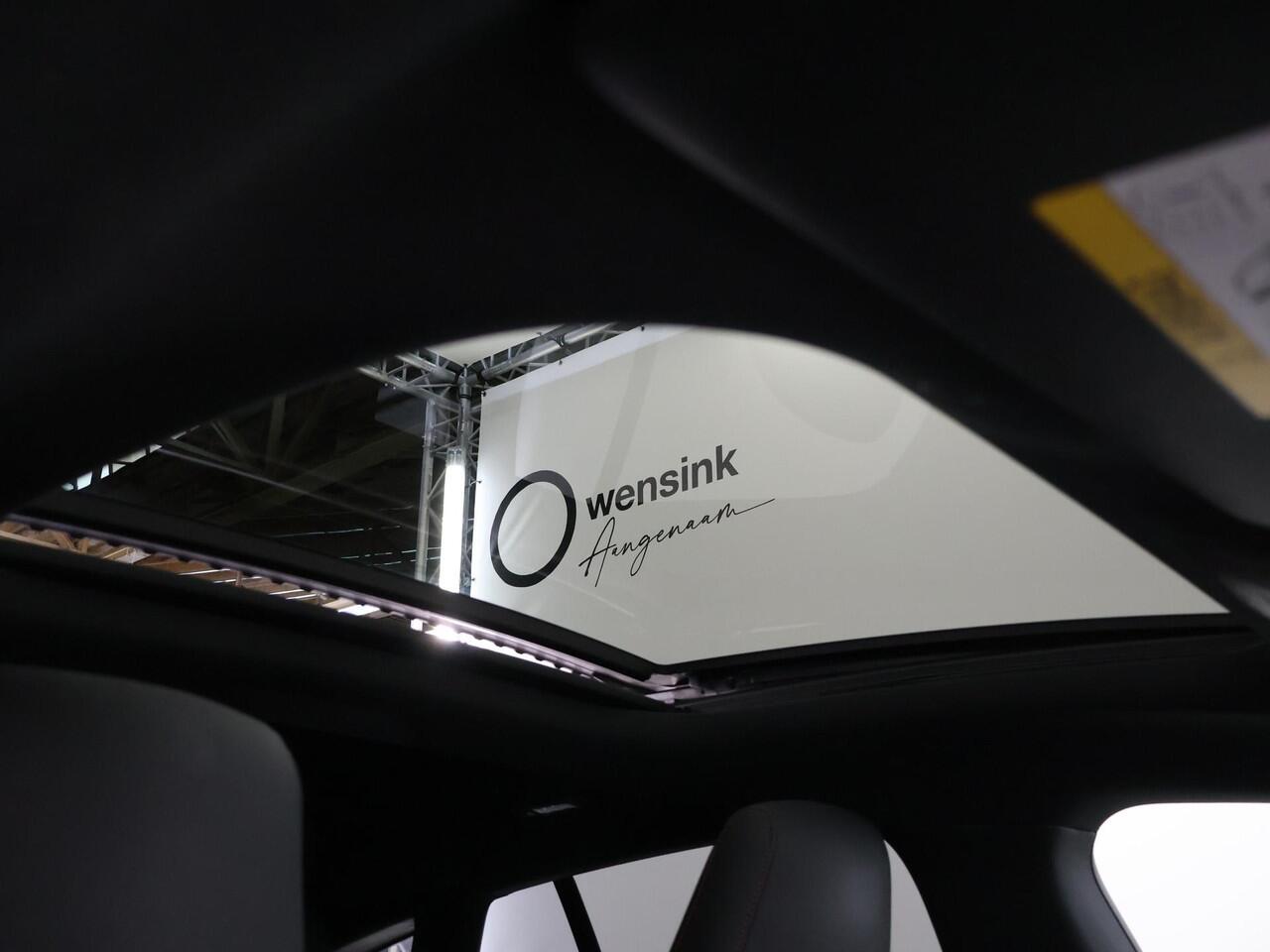 Mercedes-Benz CLA-KLASSE Shooting Brake 250e Star Edition AMG Line | Panorama schuifdak | MULTIBEAM LED | Nightpakket | Sfeerverlichting | Multispaak Velgen