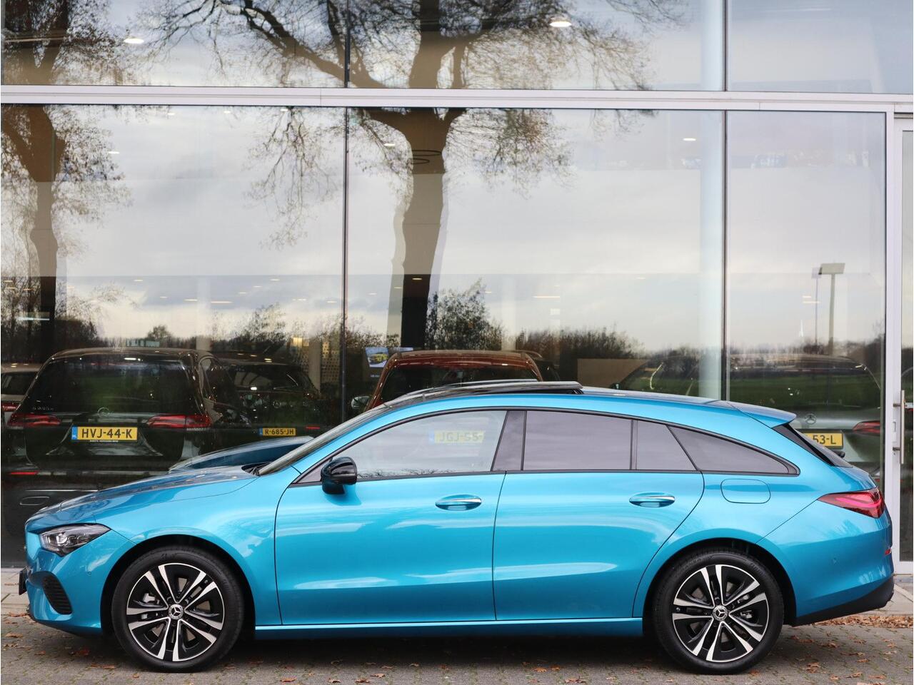 Mercedes-Benz CLA-KLASSE Shooting Brake 250 e Star Edition Luxury Line | Panoramadak | Trekhaak | Rijassistentie | Memory Seats | 360 Camera