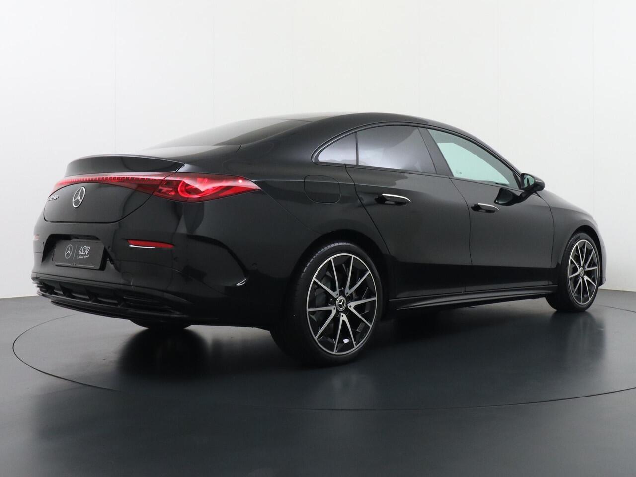 Mercedes-Benz CLA-KLASSE 250+ Launch Edition 85 kWh Accu | Memorystoelen | Warmtepomp | Multibeam Led | Stoelverwarming Voorin | Distronic Cruise Control | Achteruitrijcamera | Nightpakket | Dodehoekassistent