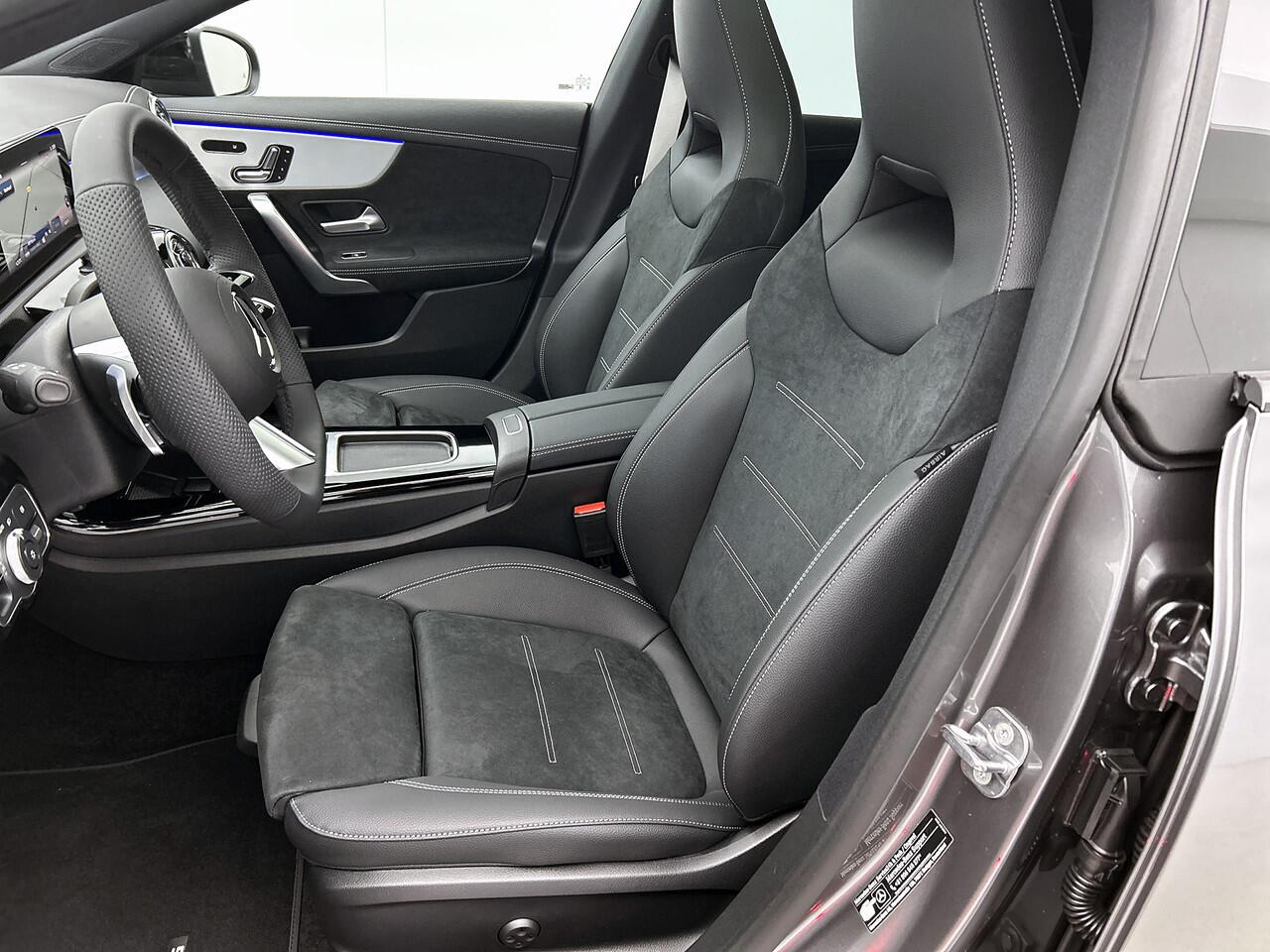 Mercedes-Benz CLA-KLASSE Shooting Brake 250 e Business Solution AMG | AMG Line Plus pakket | Trekhaak | Antidiefstalpakket GUARD 360° Plus | Smartphone-integratie | Nightpakket | 19" AMG velgen | Head-up display |