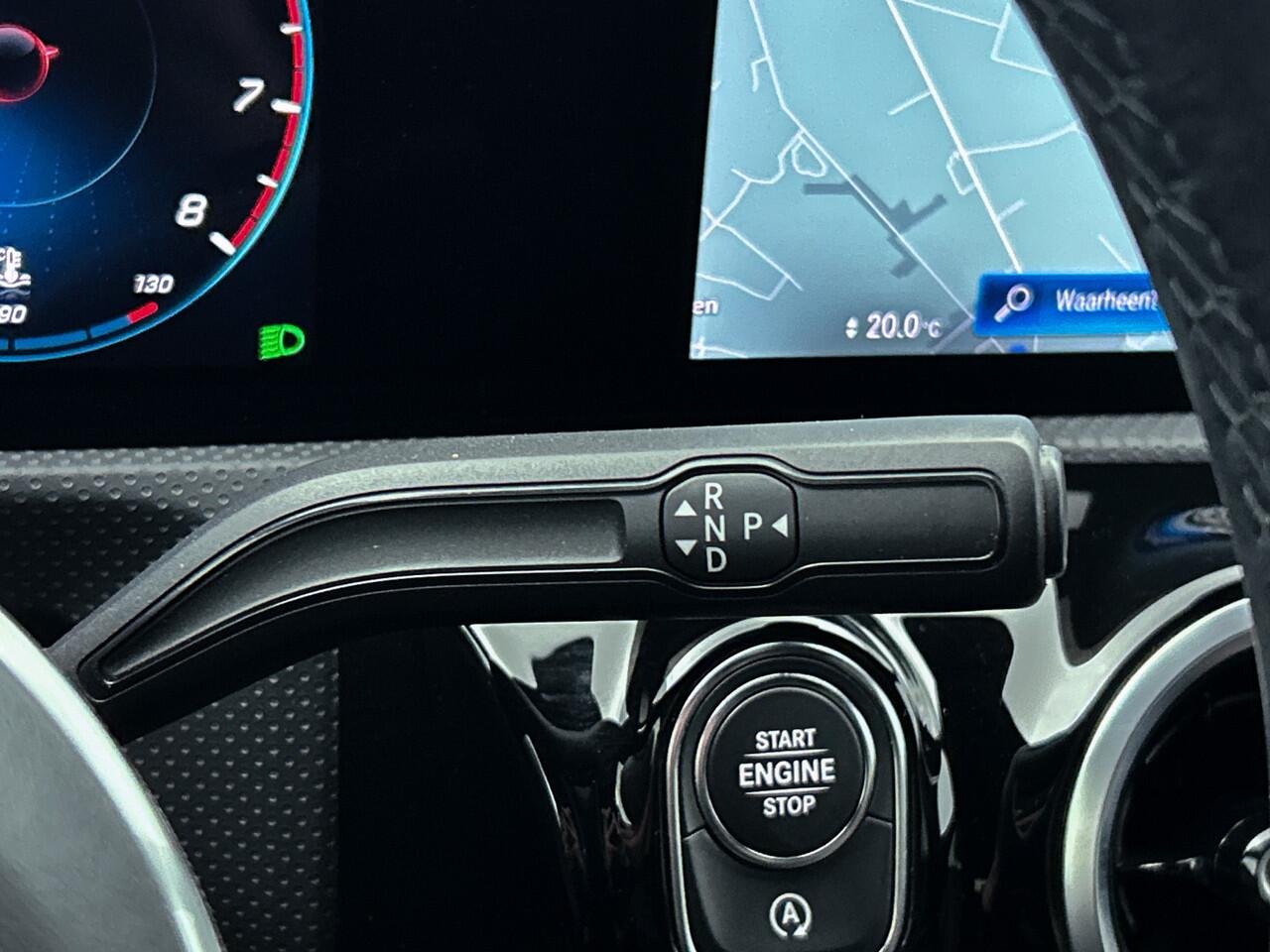 Mercedes-Benz CLA-KLASSE Shooting Brake 220 Advantage Leder