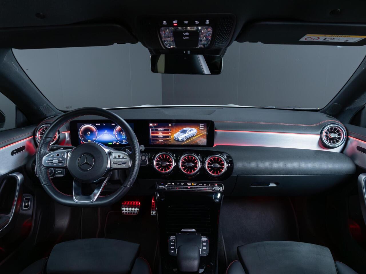 Mercedes-Benz CLA-KLASSE Coupé 250 e Business Solution AMG Limited