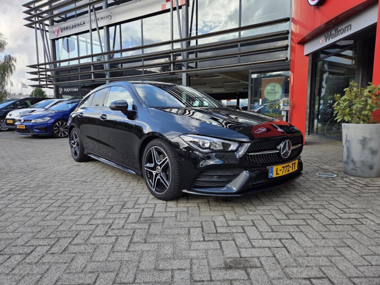 Mercedes-Benz CLA-KLASSE 180 Business S. AMG Line | Stoel verw. | Navi