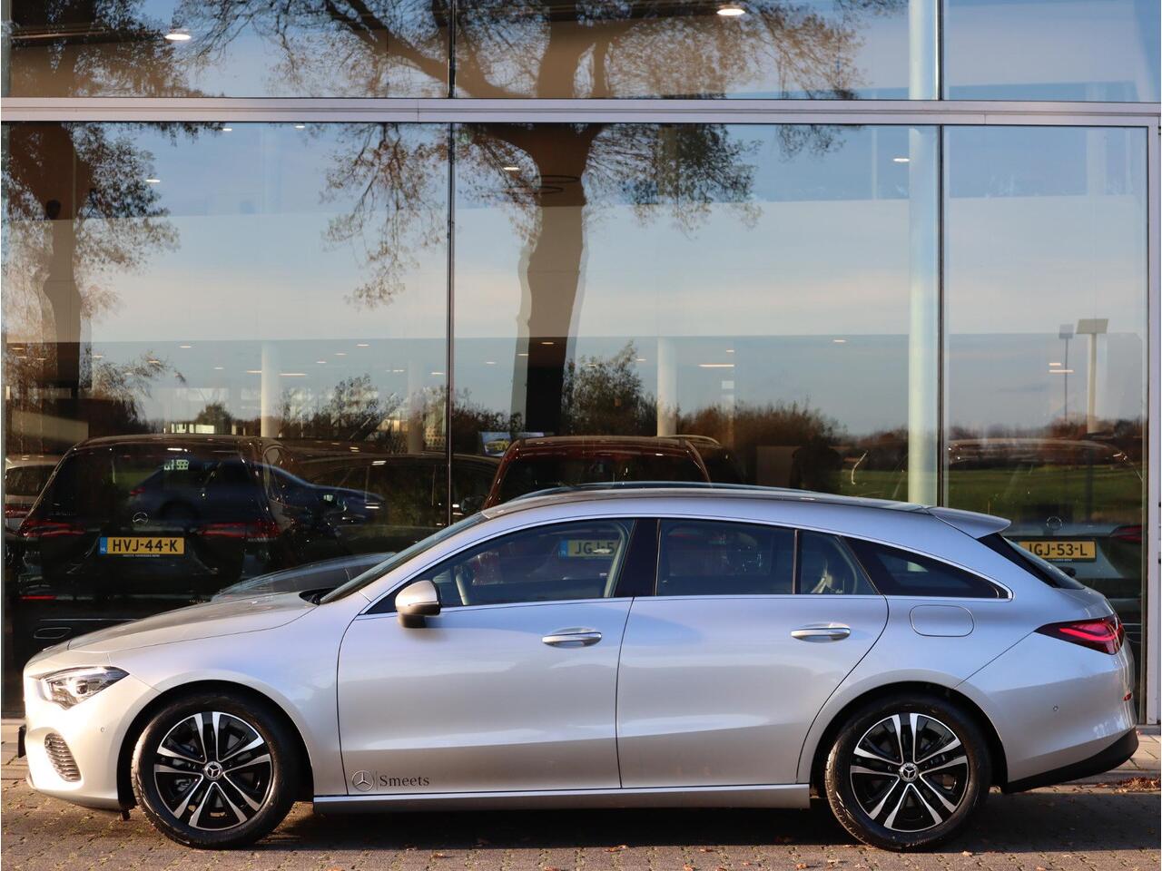 Mercedes-Benz CLA-KLASSE Shooting Brake 180 Star Edition