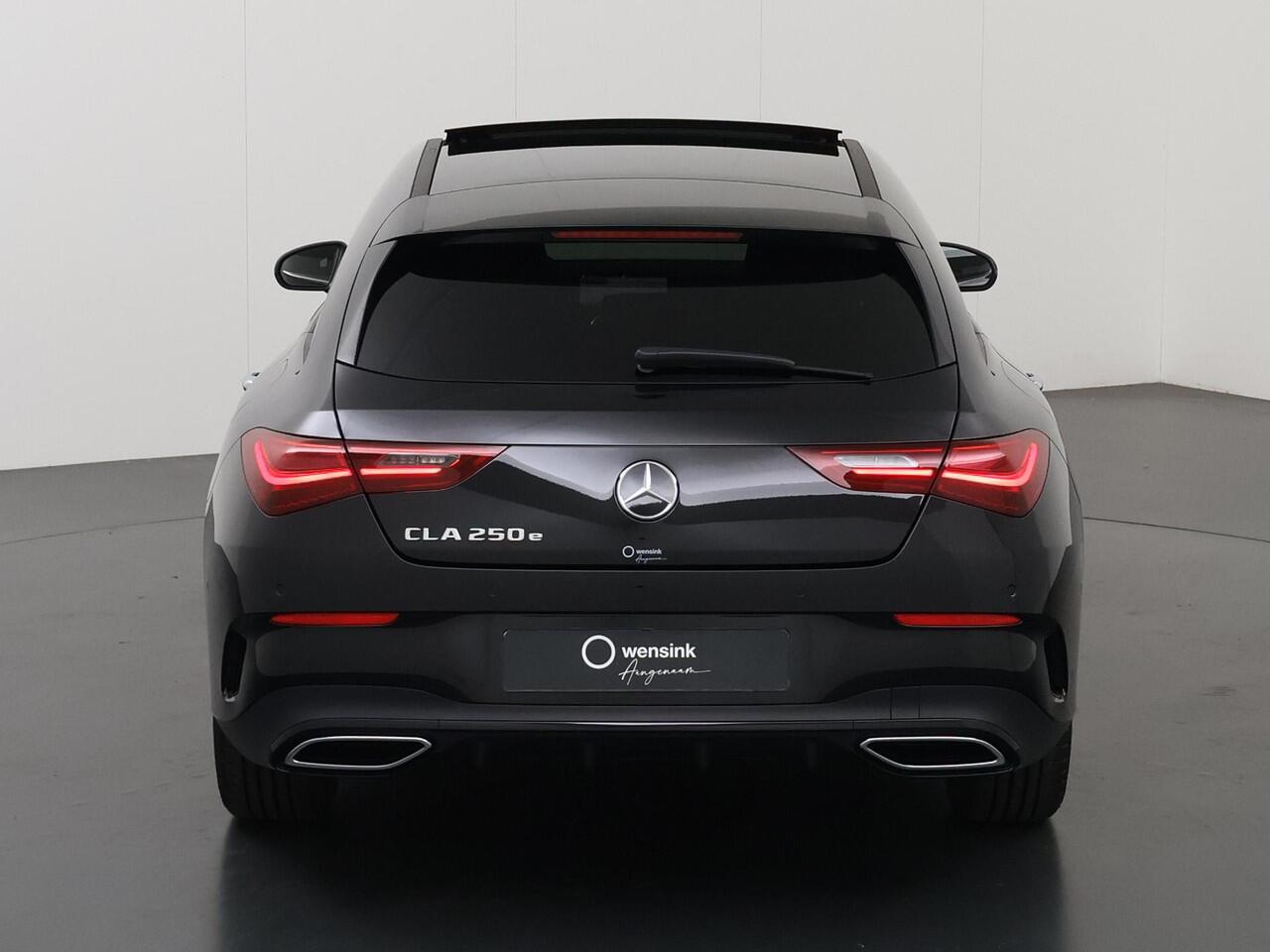 Mercedes-Benz CLA-KLASSE Shooting Brake 250e Business Solution AMG | Panoramaschuifdak | Nightpakket | Achteruitrijcamera |