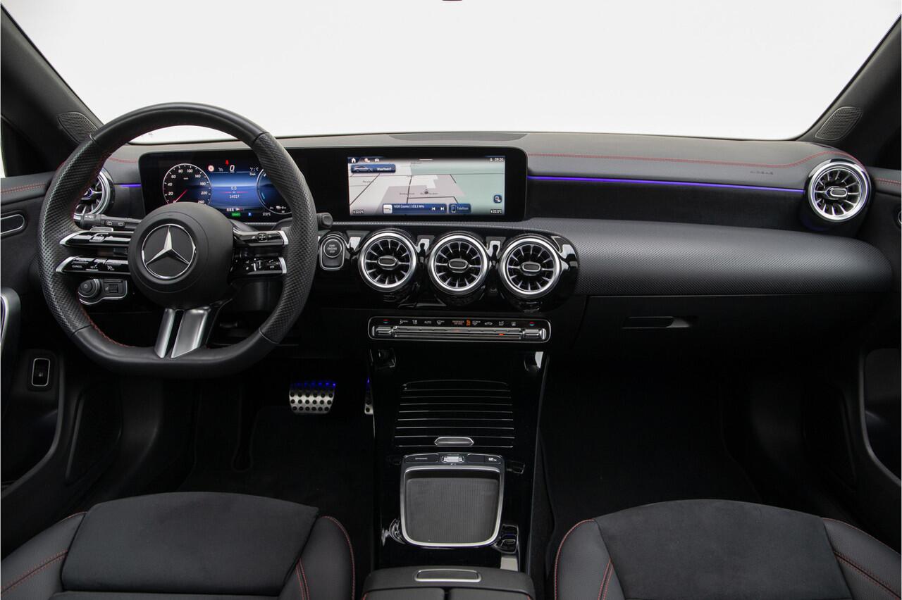 Mercedes-Benz CLA-KLASSE Shooting Brake 250 e AMG Premium, Nightpack, Pano, Key-Less, Hybrid 2024