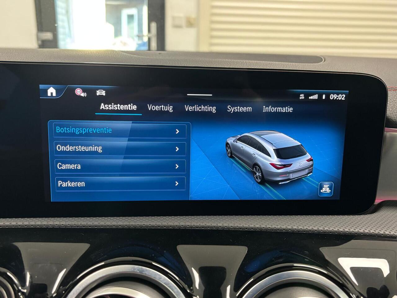 Mercedes-Benz CLA-KLASSE Shooting Brake 200 AMG Line Panorama Led Camera Keyless go Widescreen