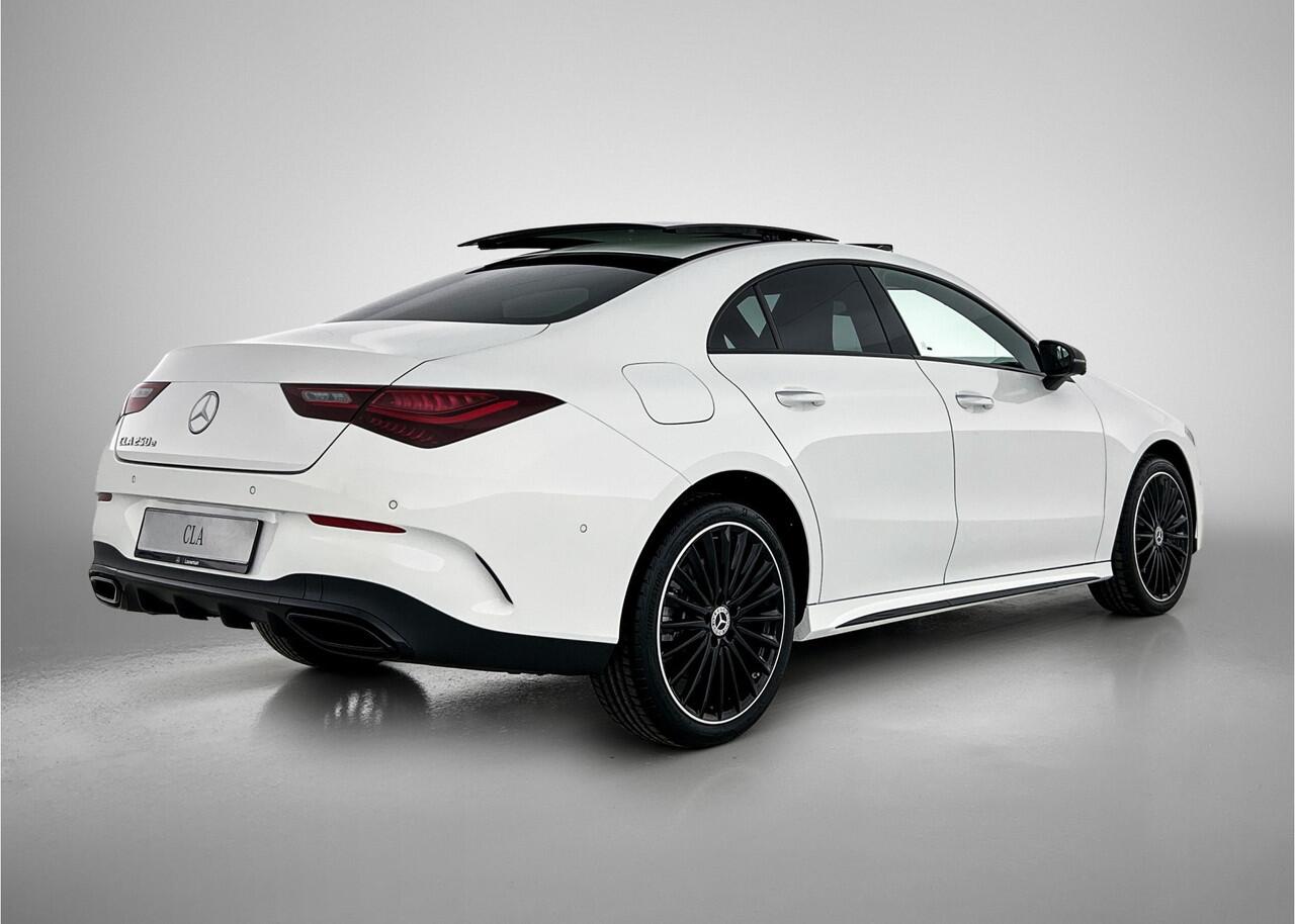 Mercedes-Benz CLA-KLASSE 250 e Business Solution AMG | AMG Line Plus pakket | Trekhaak | Panoramaschuifdak | Head-up display | Memorypakket | Smartphone integratie | Advanced sound system | 360°-camera | 19 inch AMG velgen |