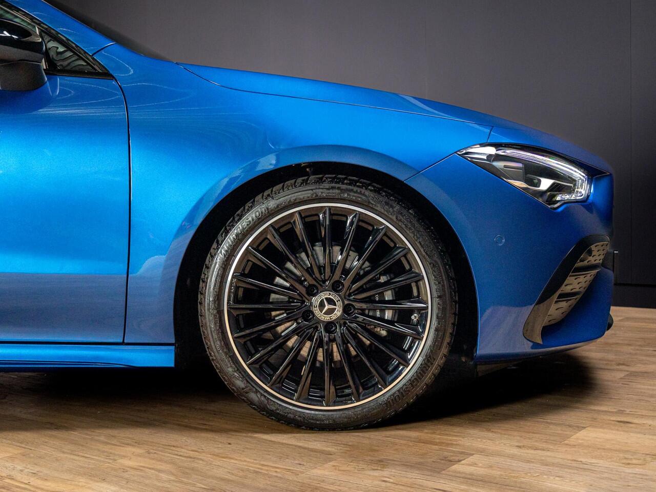 Mercedes-Benz CLA-KLASSE Shooting Brake 180 Star Edition AMG LIMITED Panorama dak