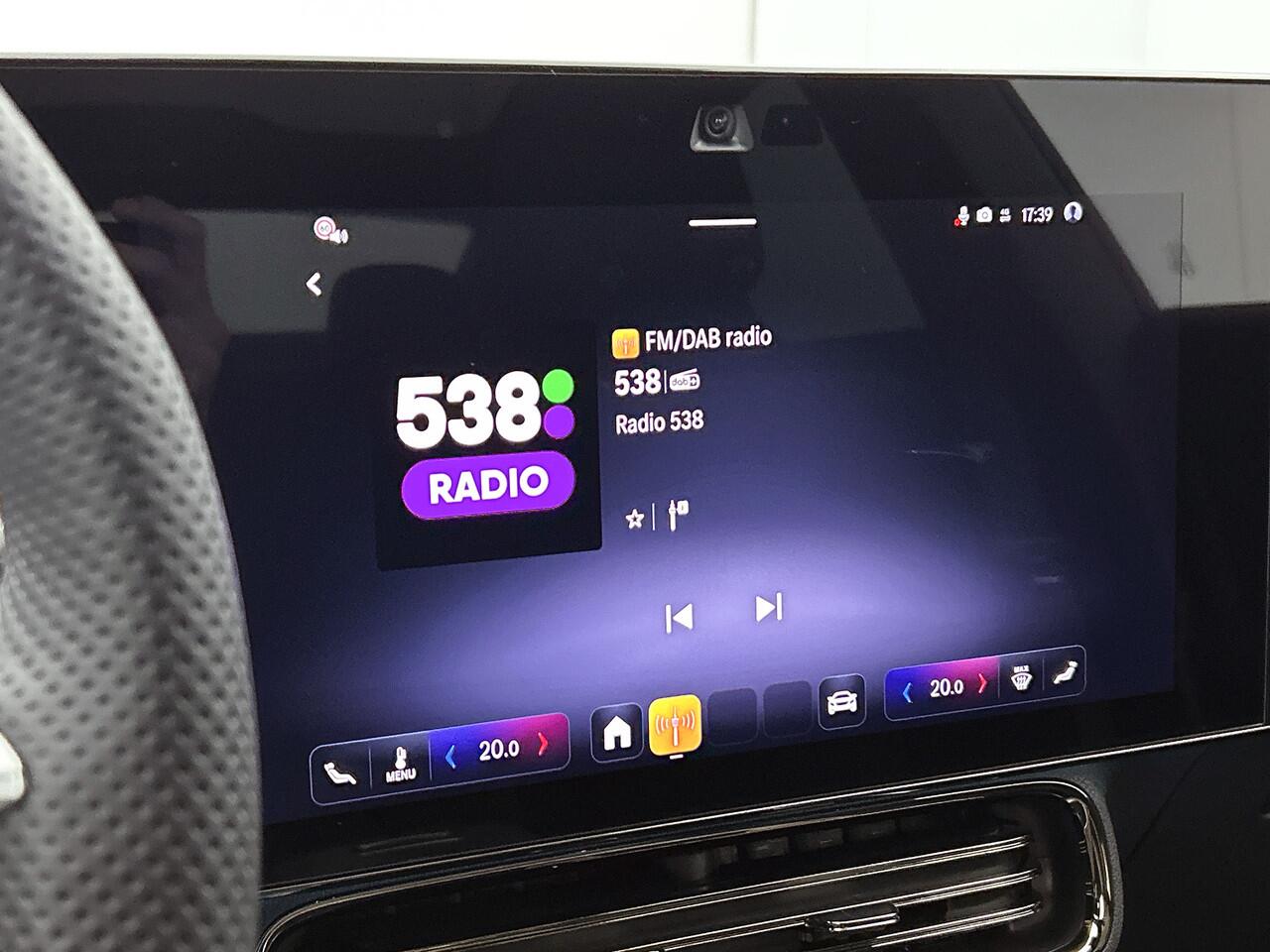 Mercedes-Benz CLA-KLASSE 250+ Launch Edition 85 kWh | Nightpakket | GUARD 360° vehicle protection | Warmtepomp | Panoramadak | Smartphone integratie | Memorypakket voorstoelen | Sierdelen aluminium |