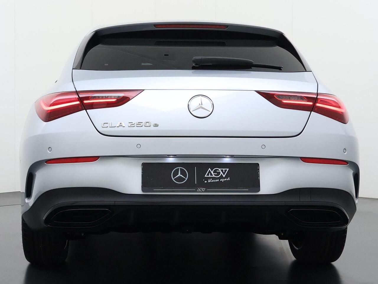 Mercedes-Benz CLA-KLASSE Shooting Brake 250 e Business Solution AMG
