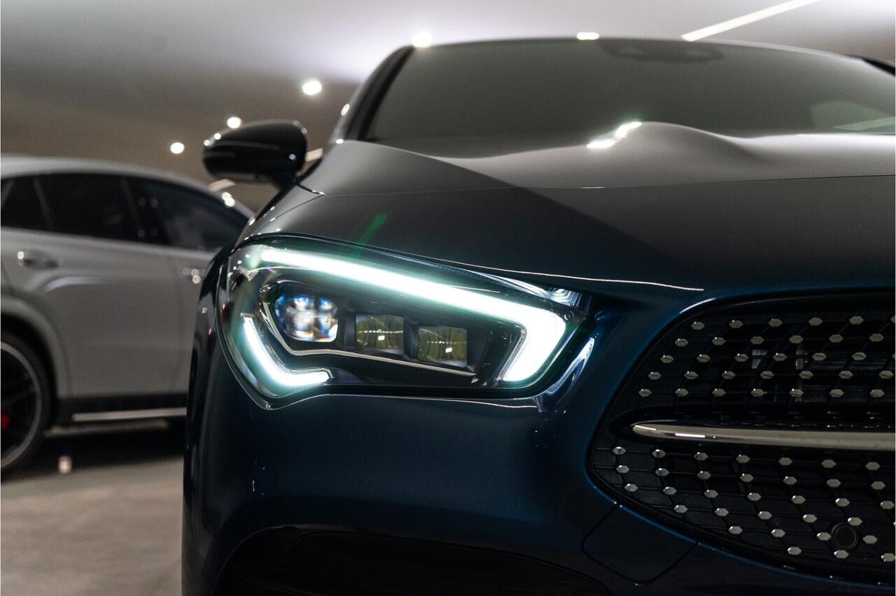 Mercedes-Benz CLA-KLASSE Shooting Brake 250 e AMG Line 218PK Premium | Night | Sfeer | MBUX | Stoelverw. | Multibeam | Garantie