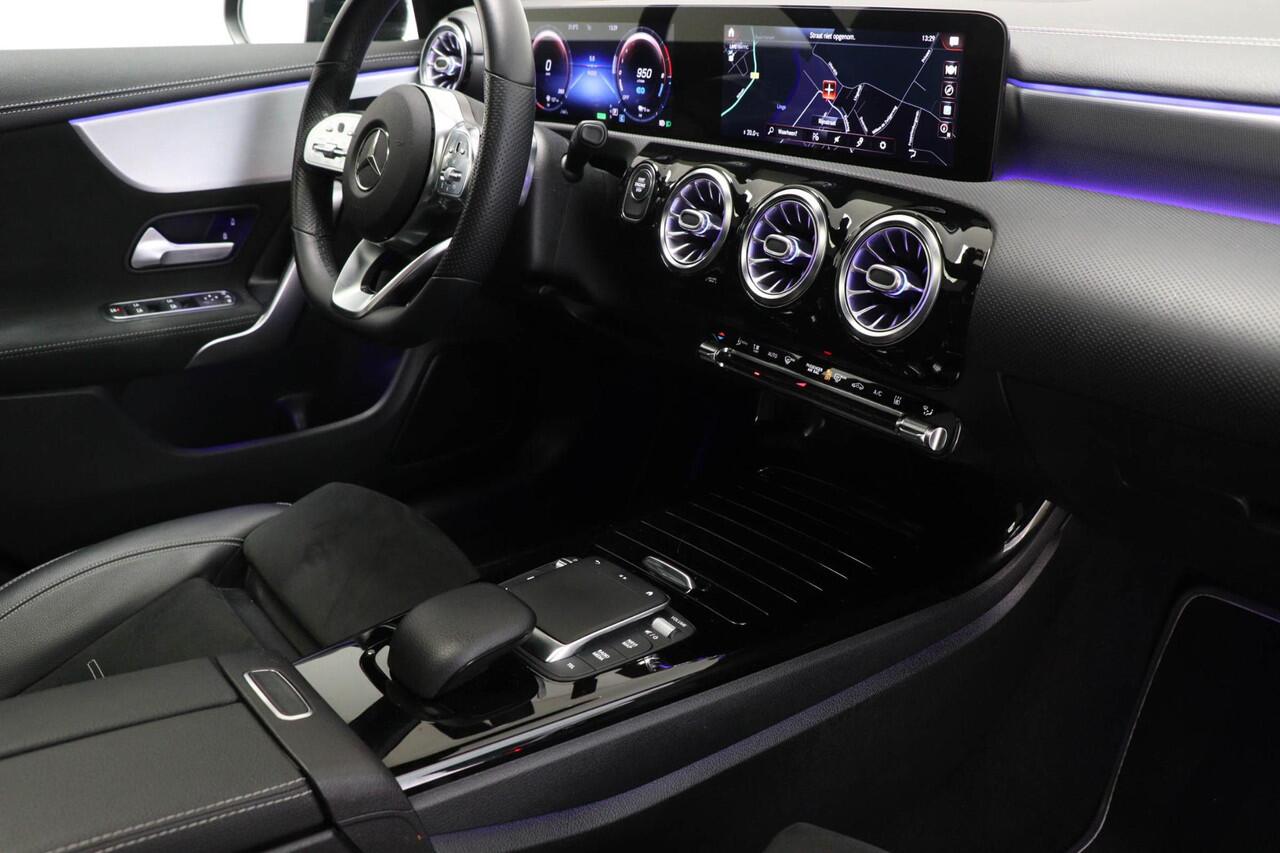 Mercedes-Benz CLA-KLASSE Shooting Brake 250 e AMG-Line Premium Plus | PANORAMADAK | DAB | APPLE | TREKHAAK