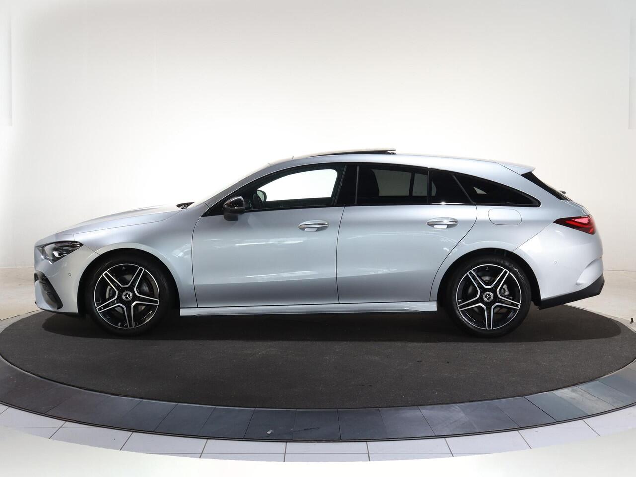 Mercedes-Benz CLA-KLASSE Shooting Brake 180 Star Edition AMG Line LIMITED | Panoramaschuifdak | Night | Achteruitrijcamera