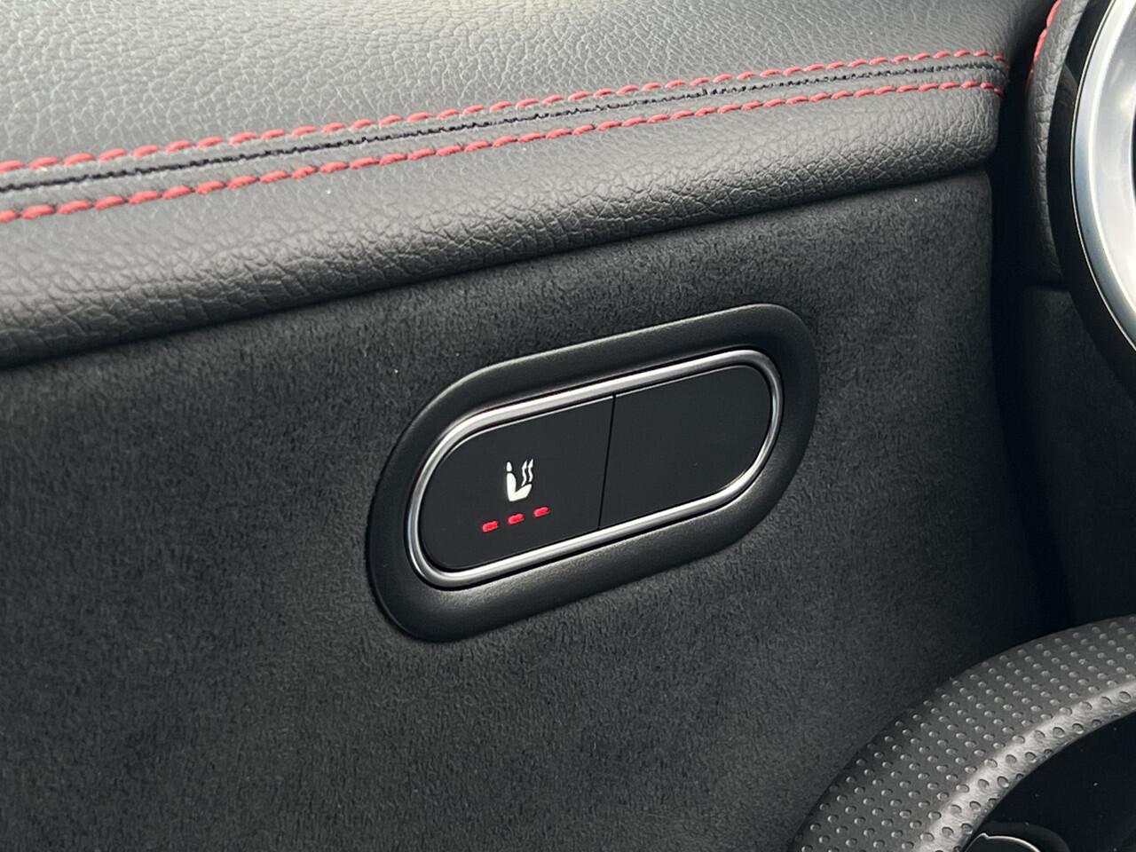 Mercedes-Benz CLA-KLASSE Shooting Brake 180 AMG | Night | Sfeerverlichting | Pano | Camera