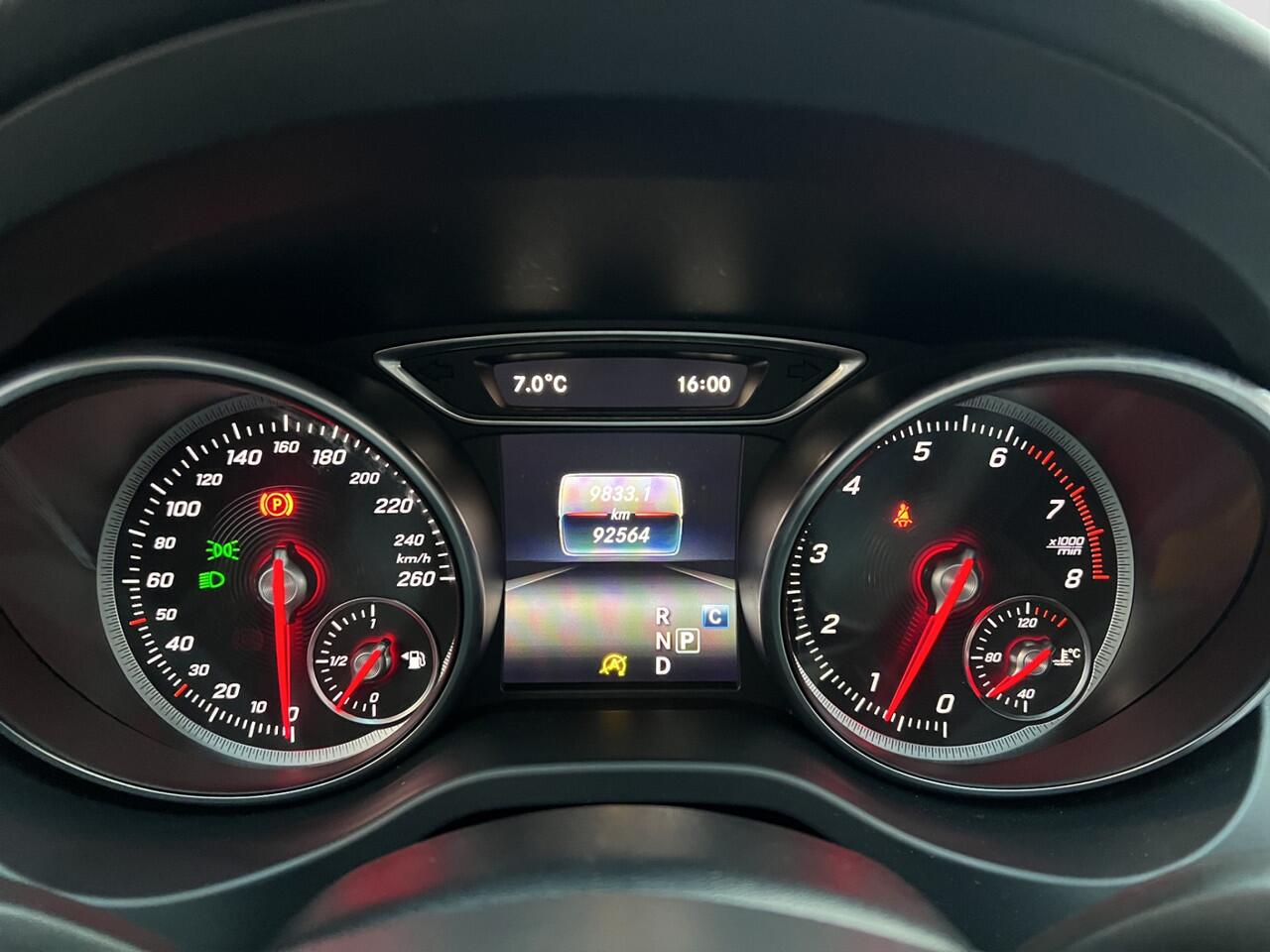 Mercedes-Benz CLA-KLASSE Shooting Brake 180 AMG Night Pack | NL AUTO | Pano | Stoelverw. | Half Leder