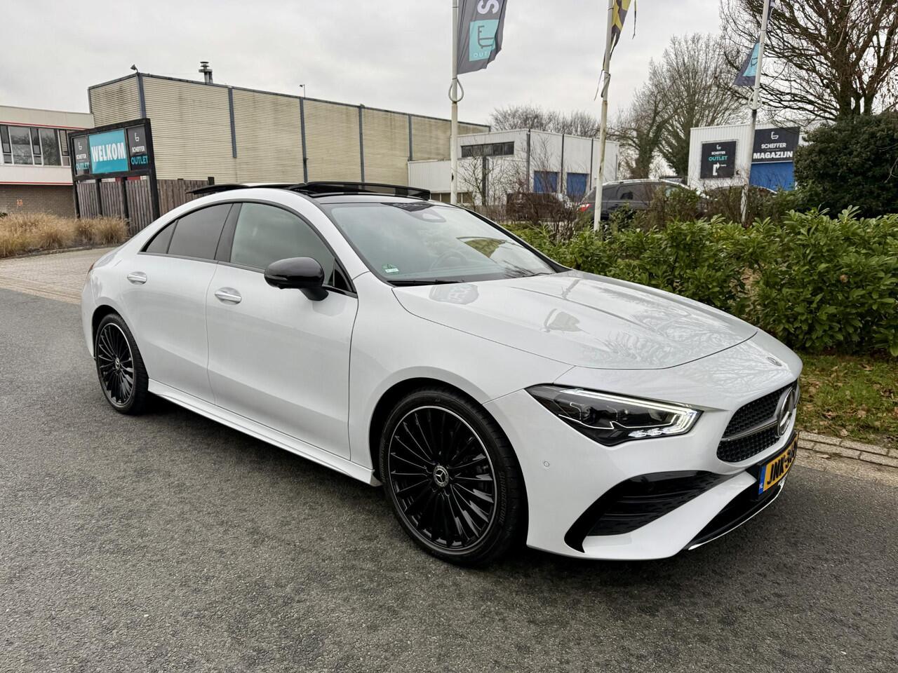 Mercedes-Benz CLA-KLASSE 180 AMG 136PK AUToPanooBurmesteroHeadup