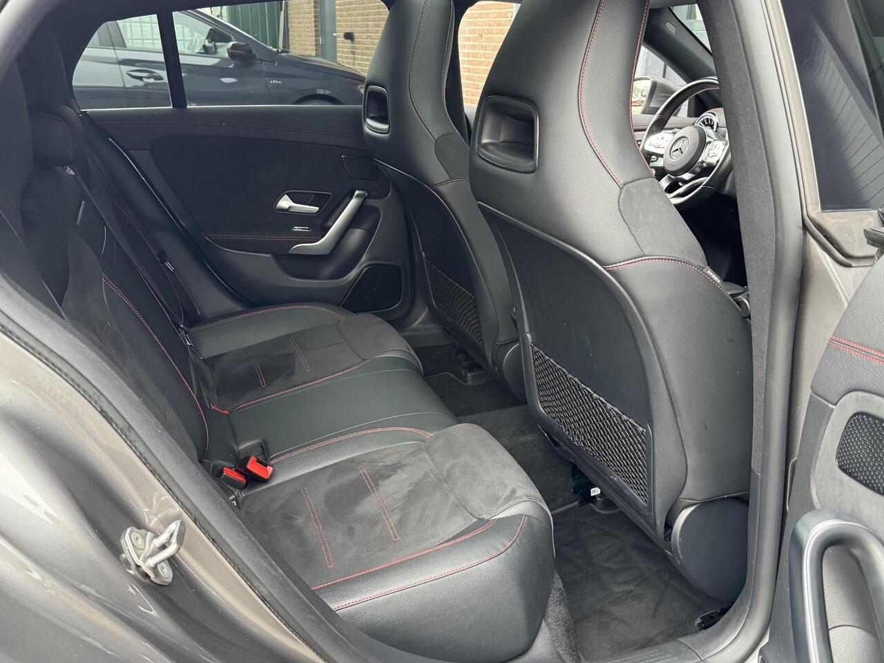 Mercedes-Benz CLA-KLASSE SHOOTING BRAKE 200 BUSINESS SOLUTION AMG I SFEERVERLICHTING I SCHUIFDAK I MEMORY SEATS I P-CAMERA